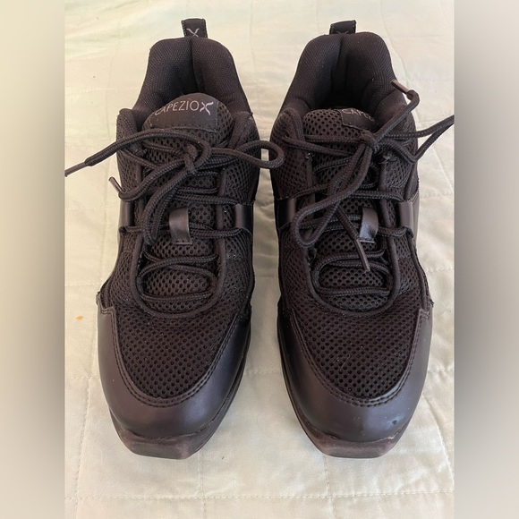 Capezio fierce DS11 dansneaker 6.5 - Picture 1 of 3